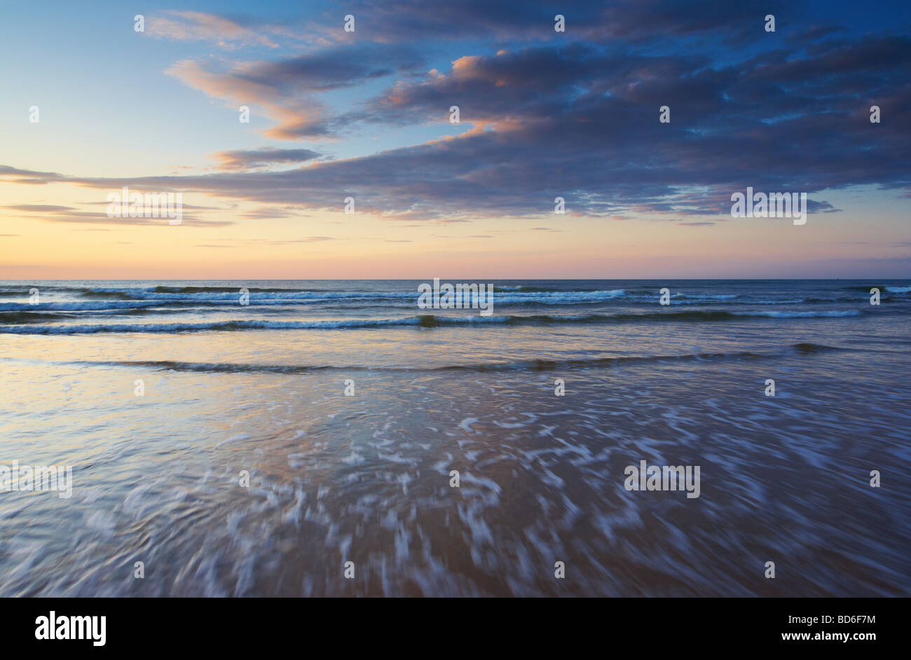 Sonnenuntergang am Holkham Bucht an der Nordküste Norfolk Stockfoto