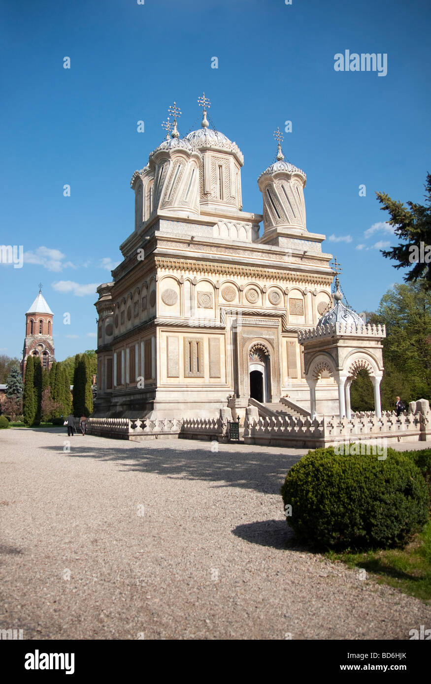 Rumäniens Kloster von Curtea de Arges, ähnlich einem Mausoleum im byzantinischen Stil mit maurischen Arabesken Stockfoto