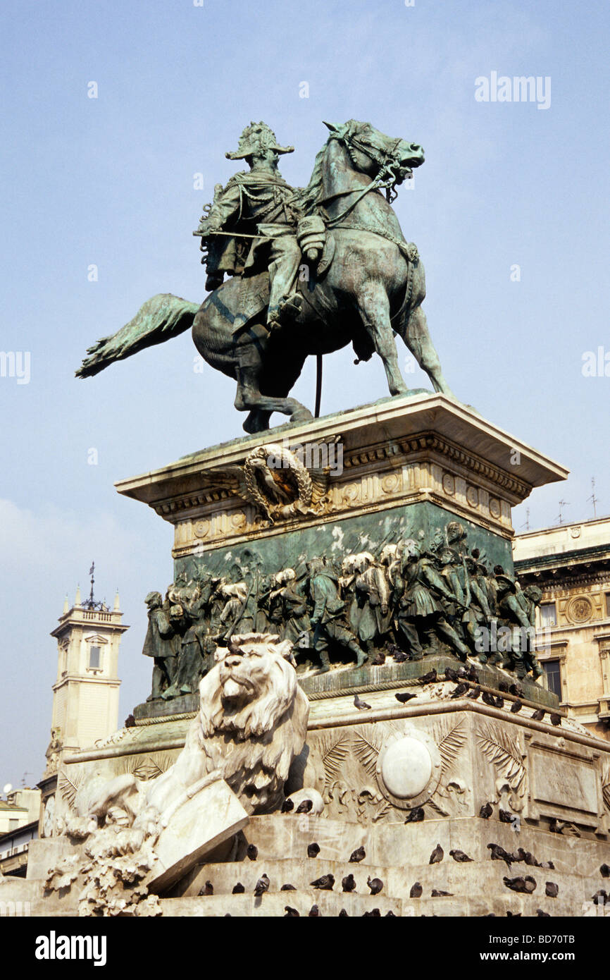 Reiterstatue von Victor Emanuel II in der Domplatz, die Piazza del Duomo, Mailand, Mailand, Lombardei, Italien, Europa Stockfoto