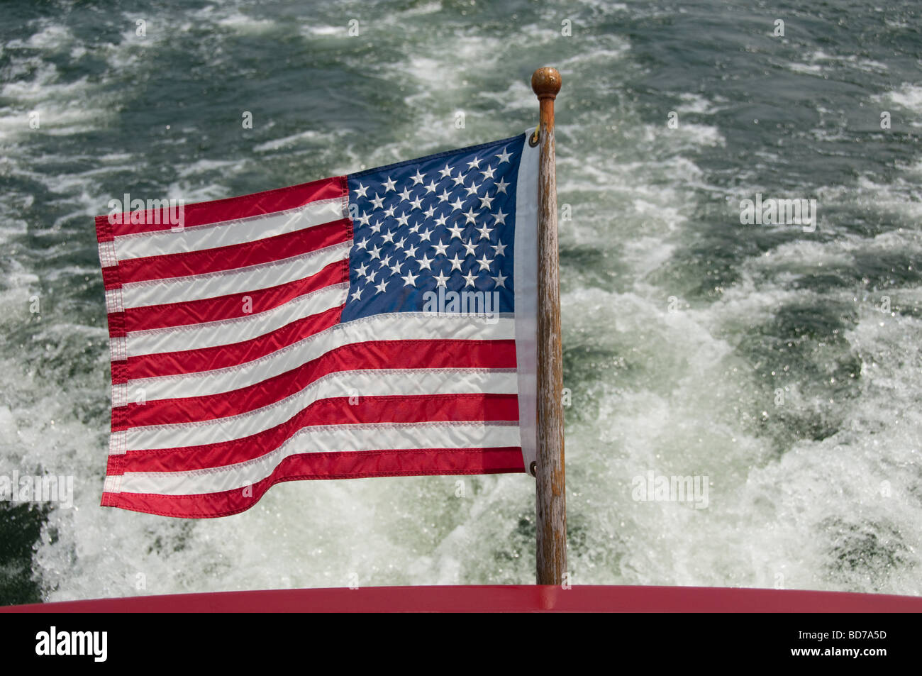 Amerikanische Flagge am Boot. Stockfoto