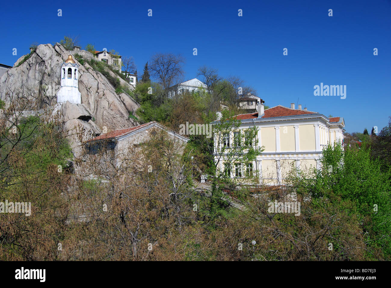 St. Petka Kirche und der Glockenturm in der Altstadt von Plovdiv, Nebet Tepe, Bulgarien Stockfoto