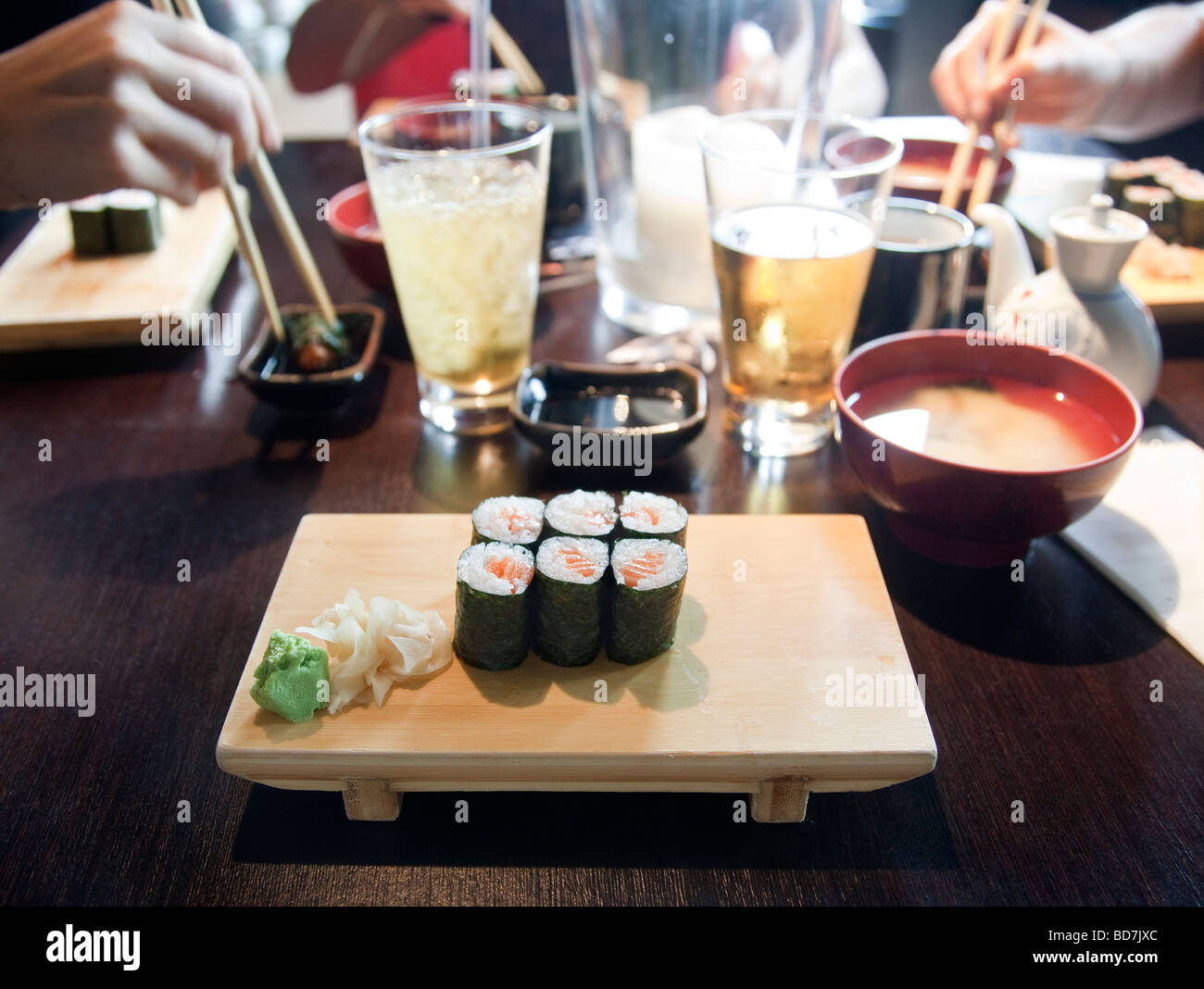 Japanische Maki Sushi Lachs Stockfoto