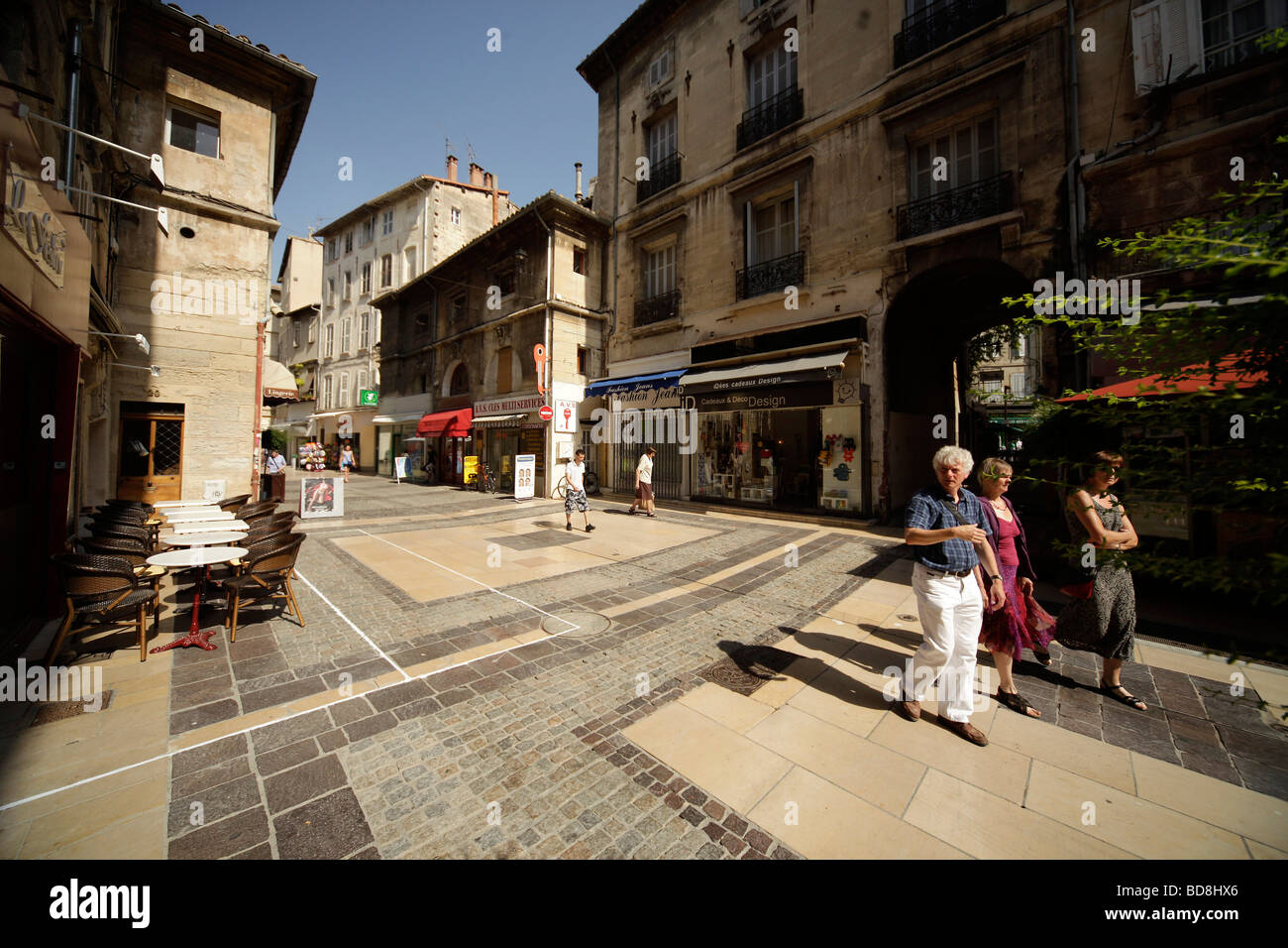 Fußgängerzone in Avignon Provence Frankreich Europa Stockfoto