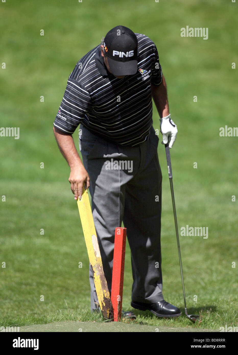 ANGEL CABRERA entfernt Einsätze O BMW PGA CHAMPIONSHIP 2009 WENTWORTH CLUB SURREY ENGLAND 21 Mai 2009 Stockfoto