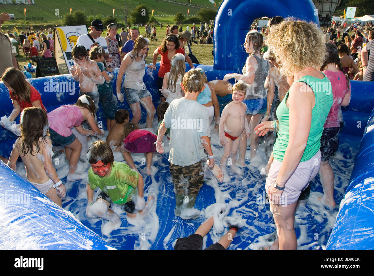 Kinder Schaumparty auf The Big Chill Festival 2009 Stockfoto