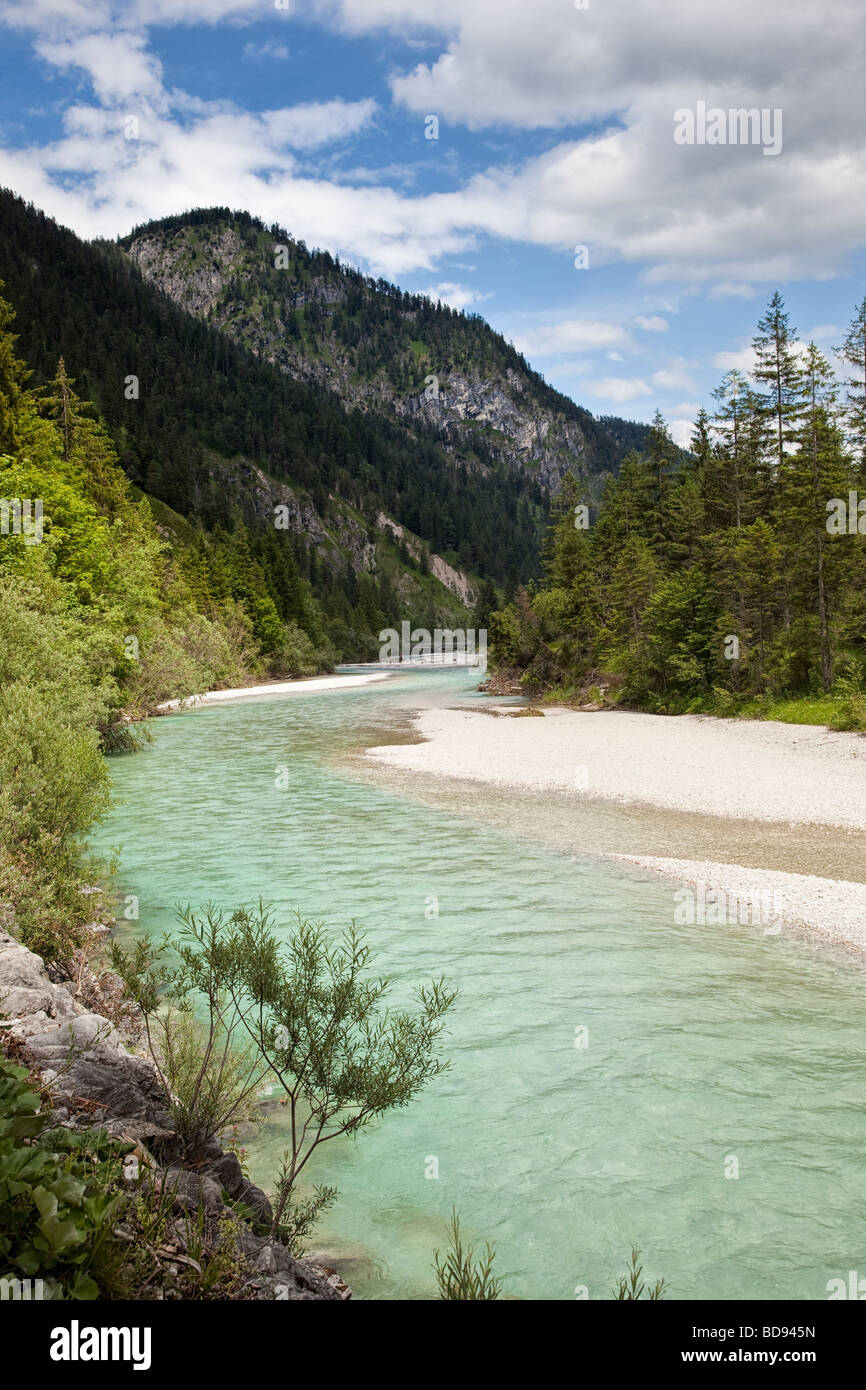 Fluss Isar in den Bayerischen Alpen, Bayern, Deutschland Stockfoto