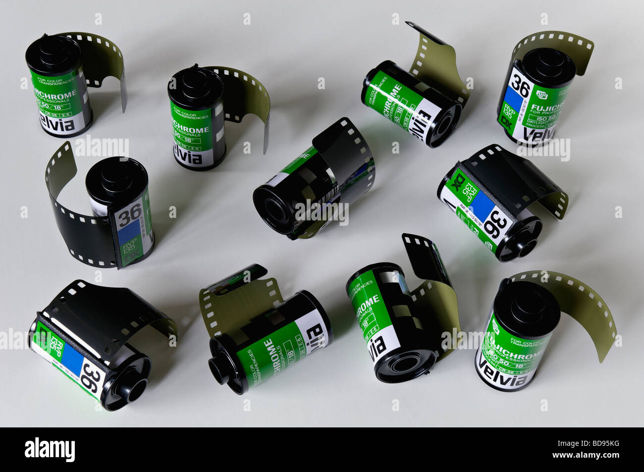 Elf Filmrollen Fujichrome Velvia 50 ISO 35mm Stockfoto