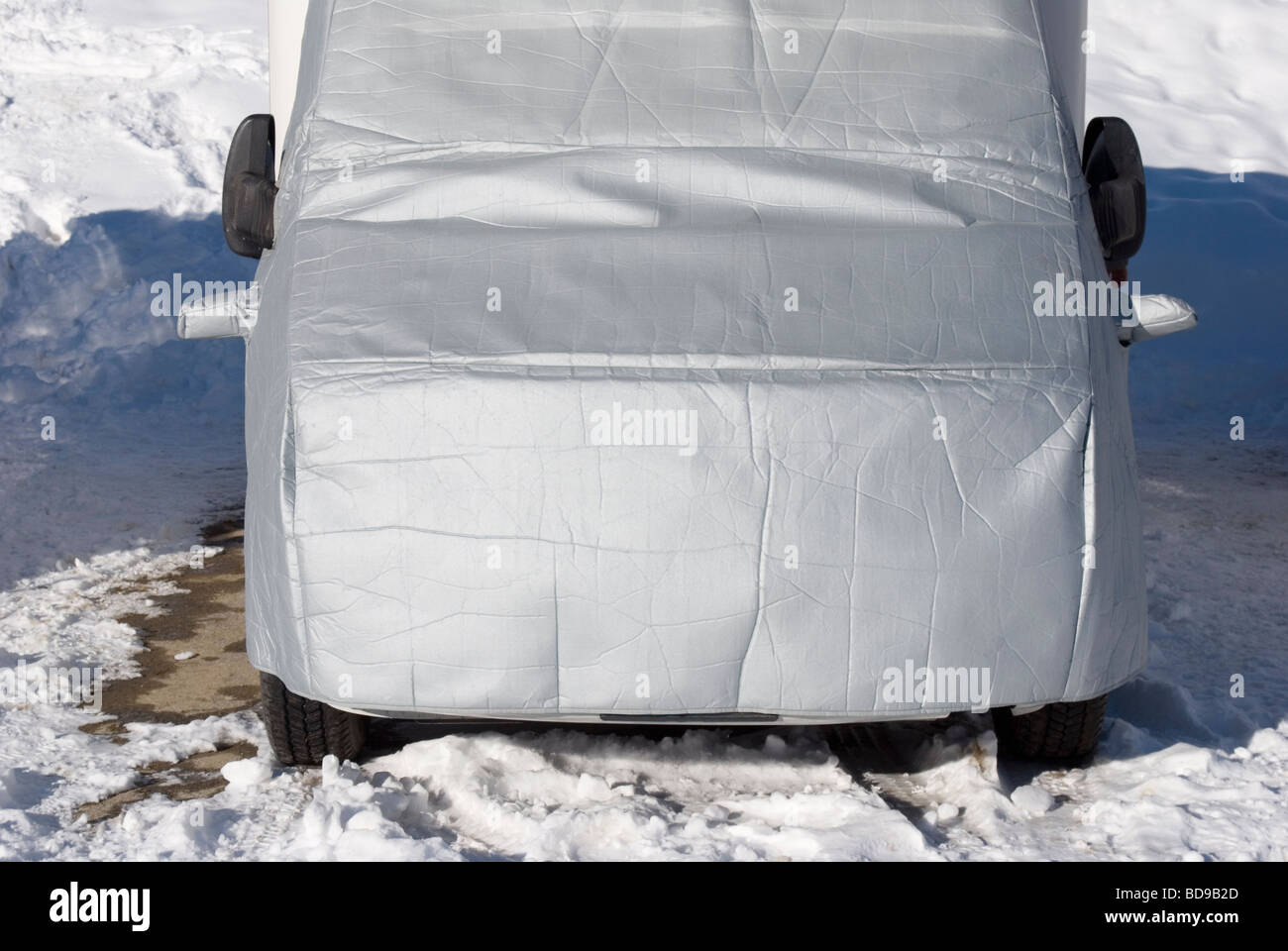 verpackte Wohnmobil im Schnee Stockfoto