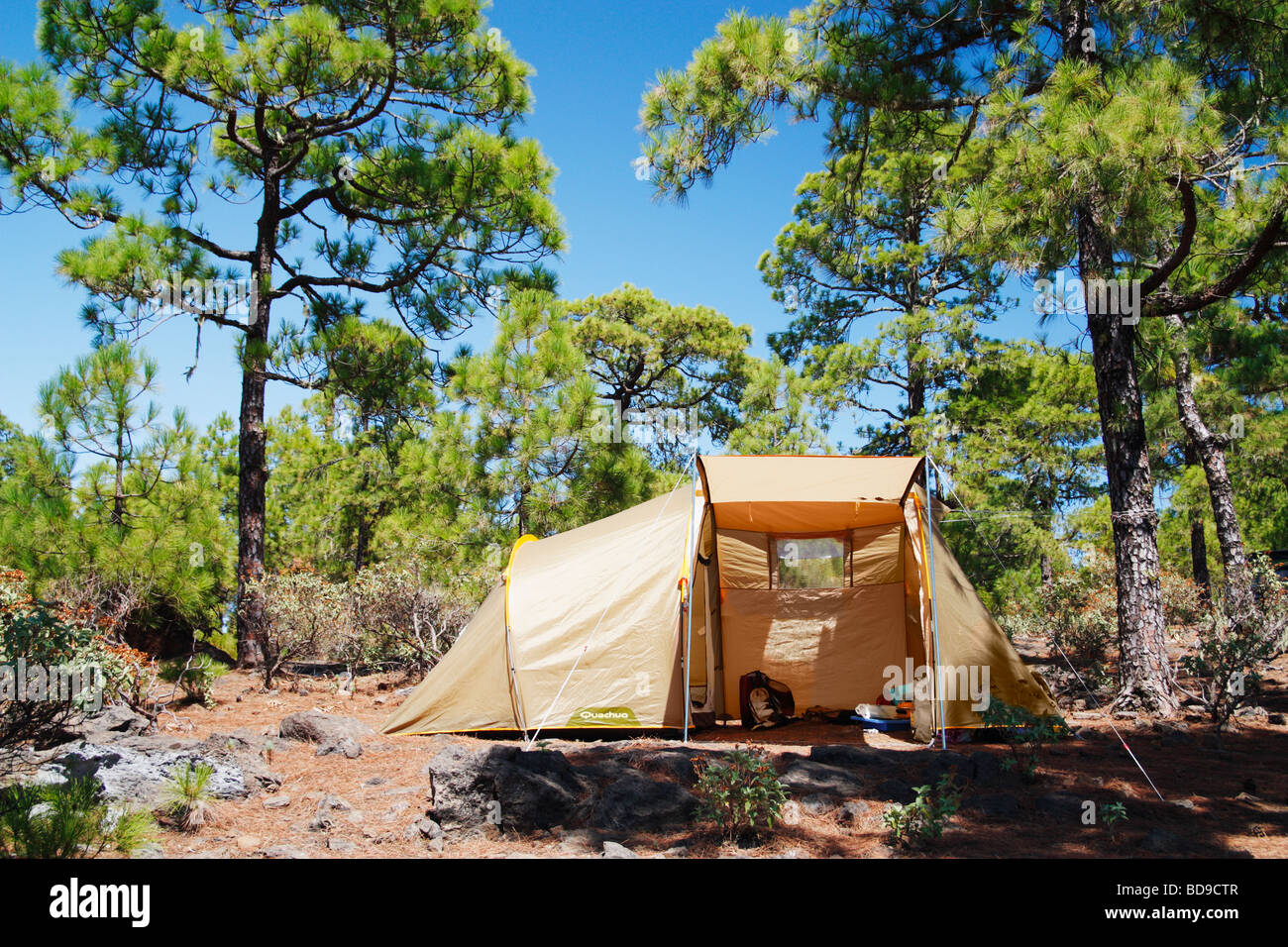 Camping in canary islands -Fotos und -Bildmaterial in hoher Auflösung –  Alamy