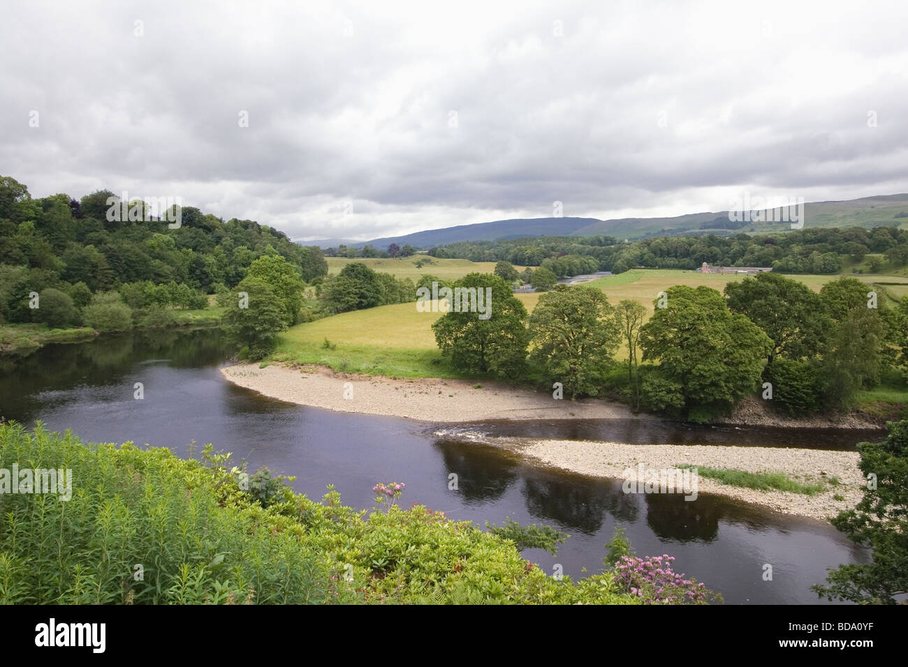Ruskin Blick über den Fluss Lune Kirby Lonsdale Seenplatte Cumbria England Stockfoto
