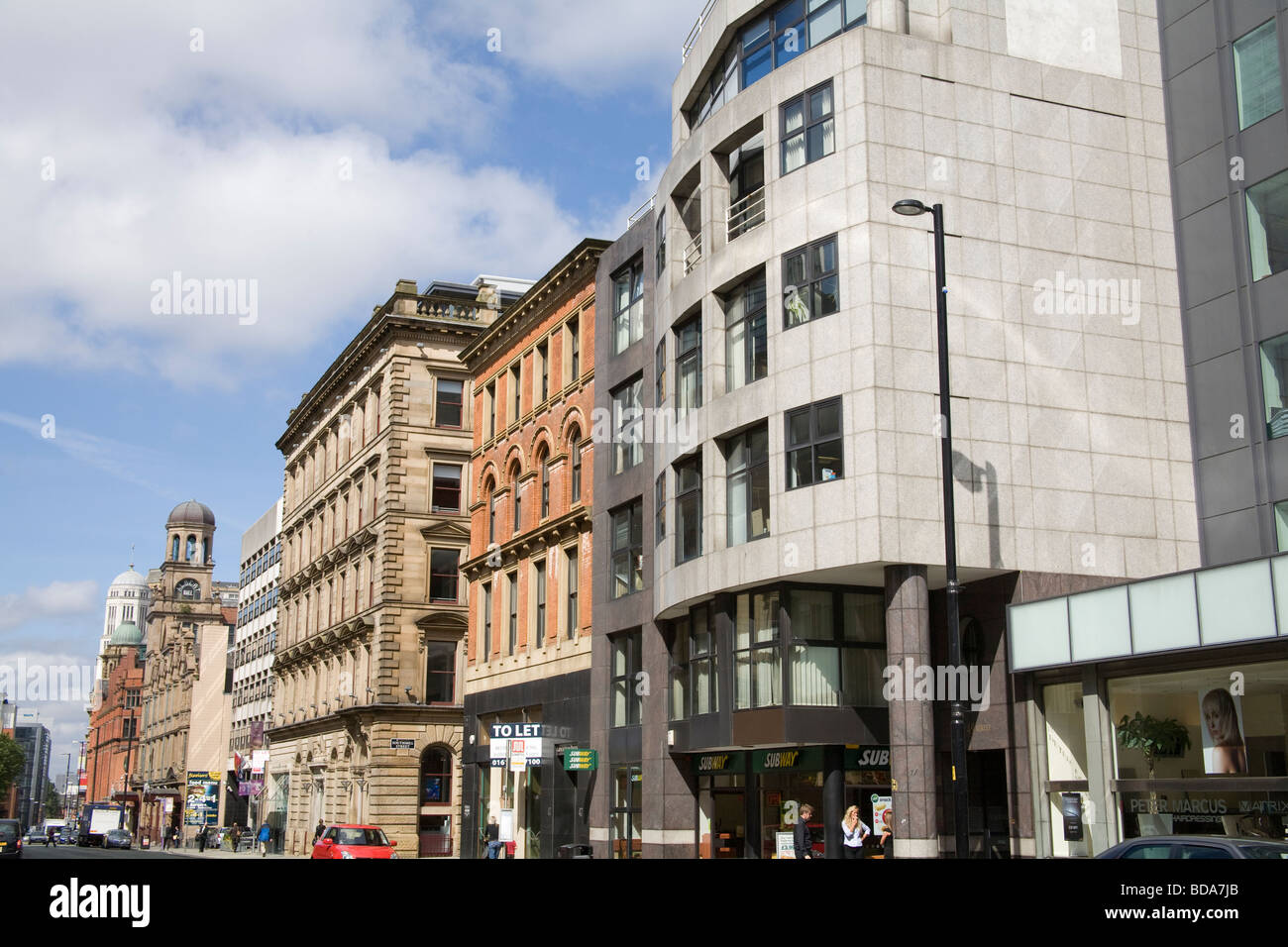 Manchester England UK alten und neuen Gebäuden in Peter Straße einschließlich der 11. Klasse aufgeführten Albert Hall Stockfoto