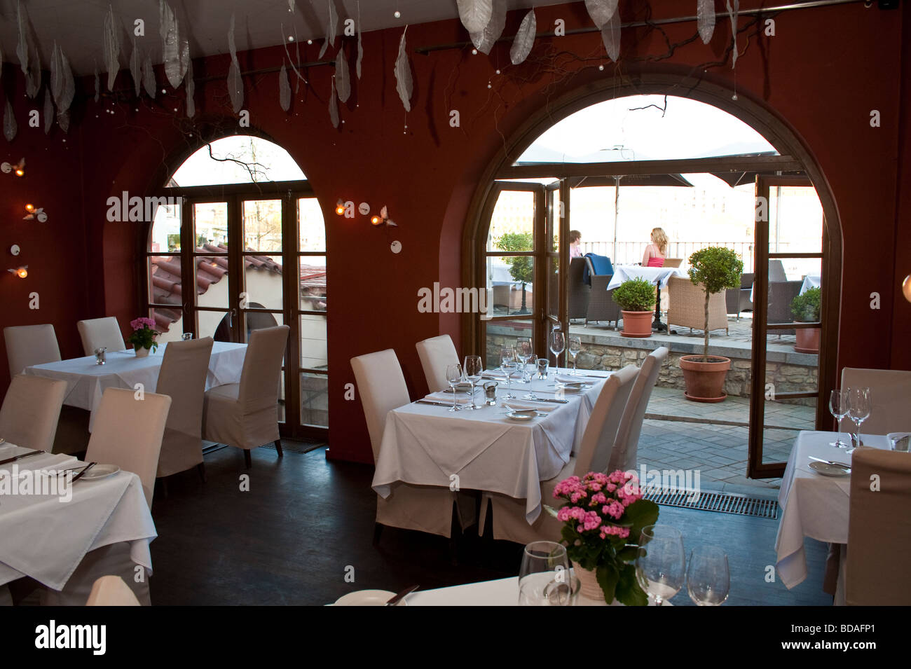 Restaurant im Park Kampa, Prag Stockfoto