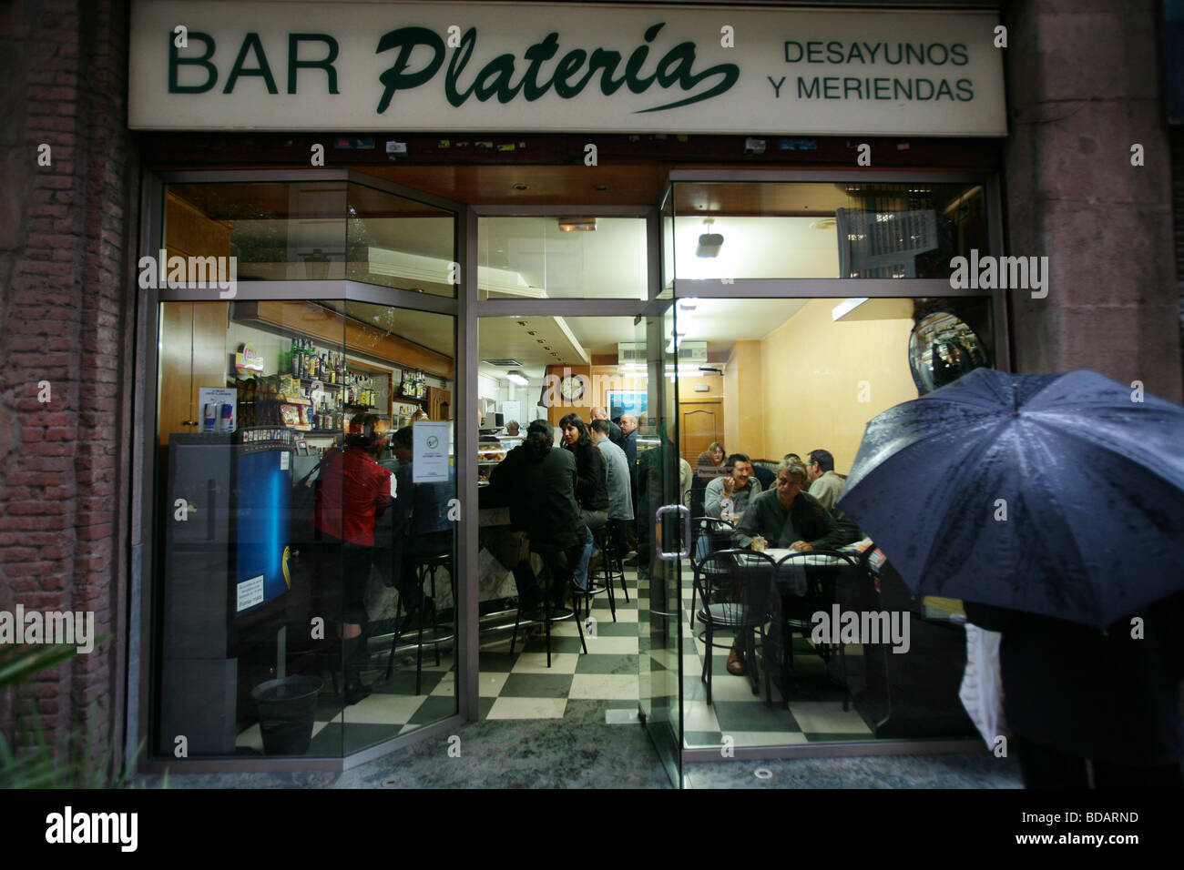 Die Plateria-Bar in der Stadt Barcelona in Spanien Stockfoto