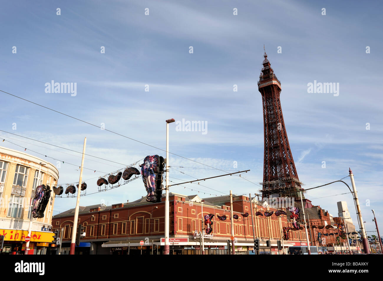 Blackpool Tower und der Promenade Stockfoto