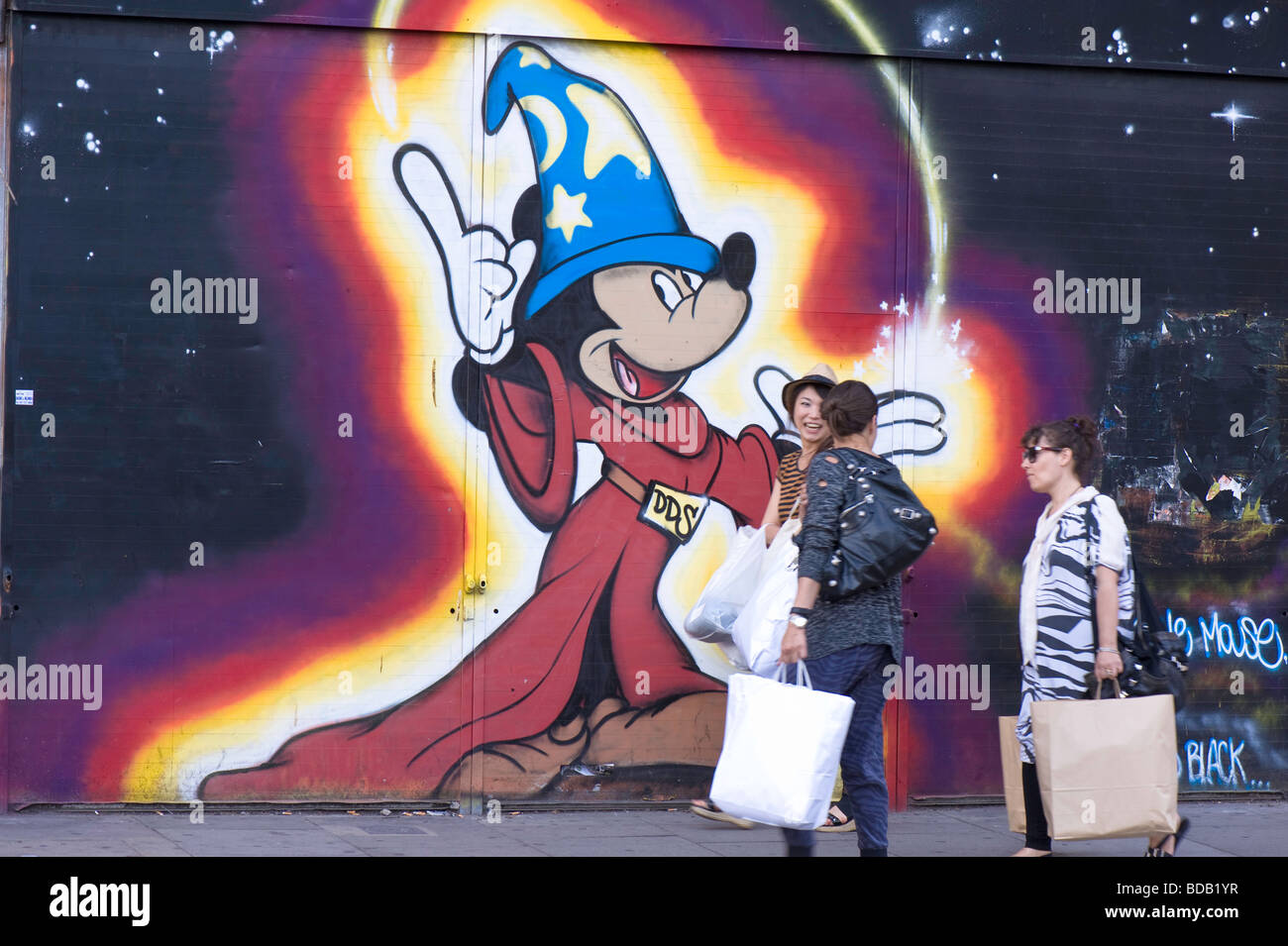 Graffiti auf eine Mauer East London E1 London Vereinigtes Königreich Stockfoto