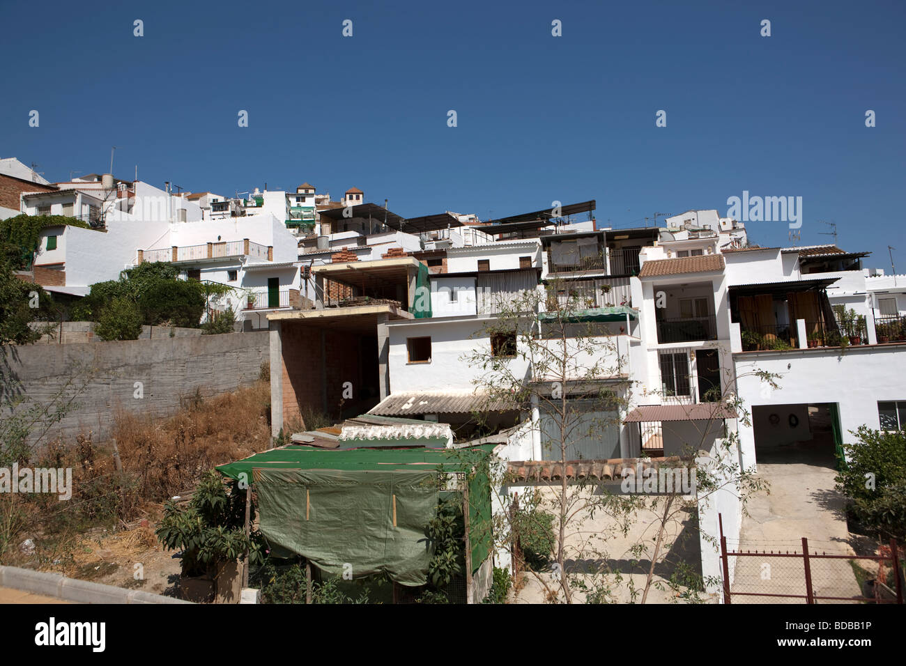 Blick auf das weiße Dorf Alora. Malaga. Costa del Sol Andalusien. Spanien. Europa Stockfoto