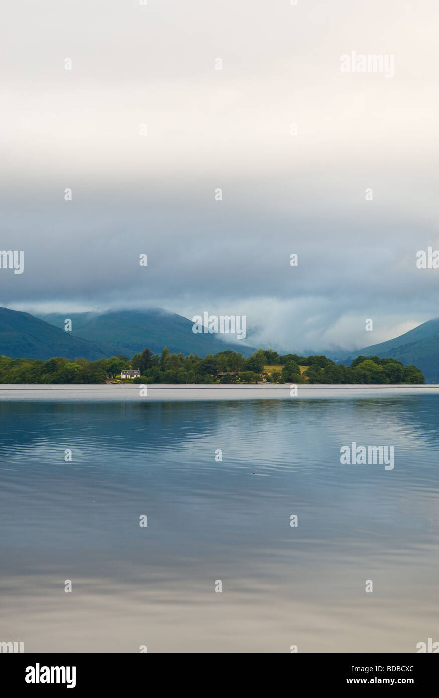 Inchfad (Long Island). Einer der vielen Inseln auf Loch Lomond, Schottland Stockfoto