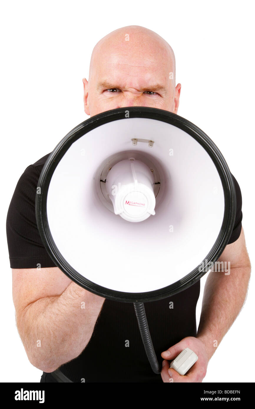 Leitung Glatzkopf brüllt in ein Megaphon Stockfoto