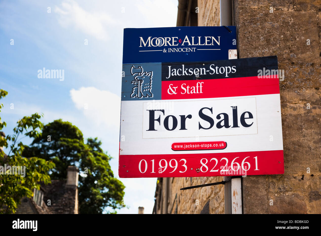 Für Verkauf Zeichen für ein Haus in England UK Stockfoto