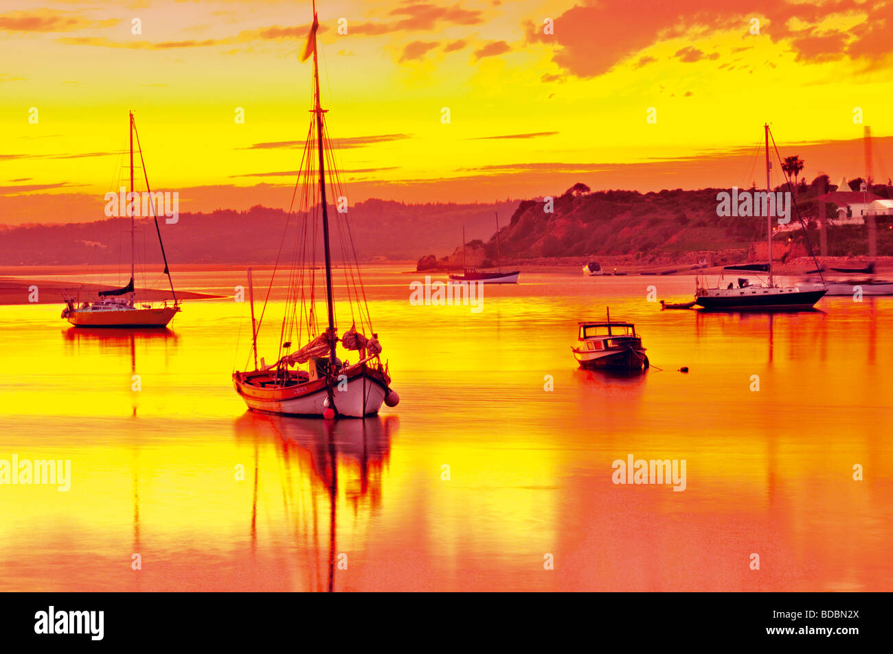 Portugal, Algarve: Sonnenuntergang an der Ria de Alvor Stockfoto