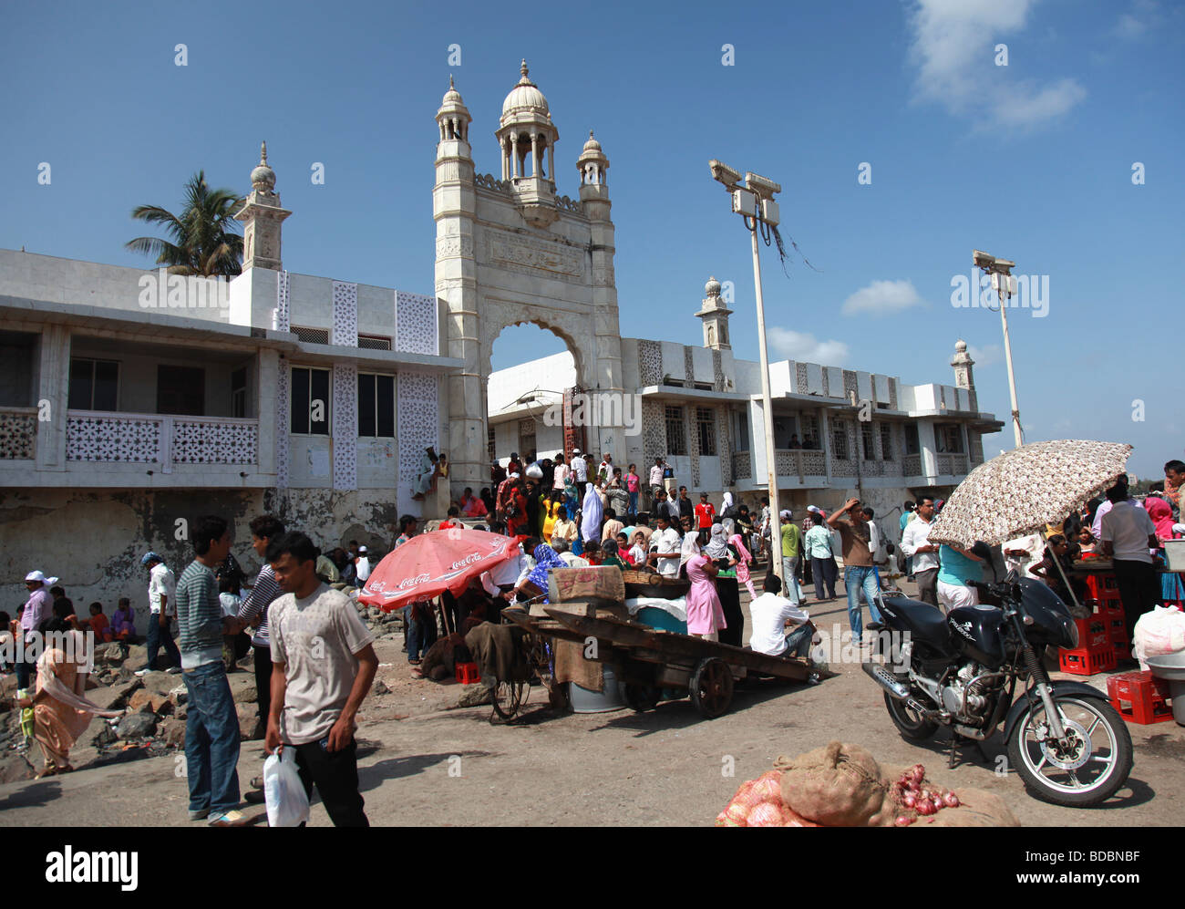 Die Haji Ali Dargah Mosque befindet sich im südlichen Mumbai Indien Stockfoto Die Haji Ali Dargah Mosque befindet sich im südlichen Mumbai Indien Stockfoto
