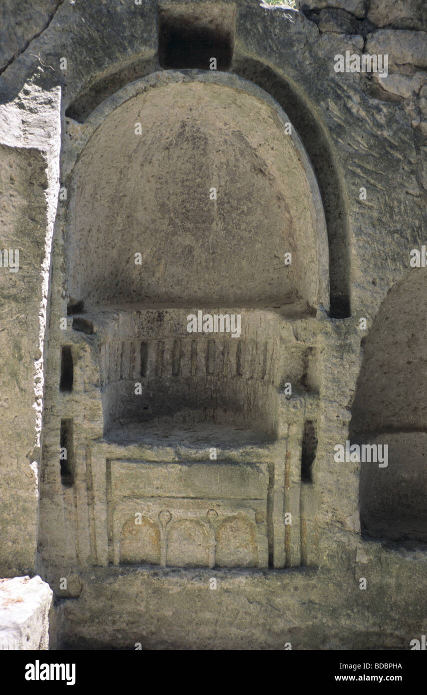 Carved Stone Abt Sitz, troglodite oder steinernes Kloster oder Abtei von Saint Roman, nr. Beaucaire, Gard, Provence, Frankreich Stockfoto