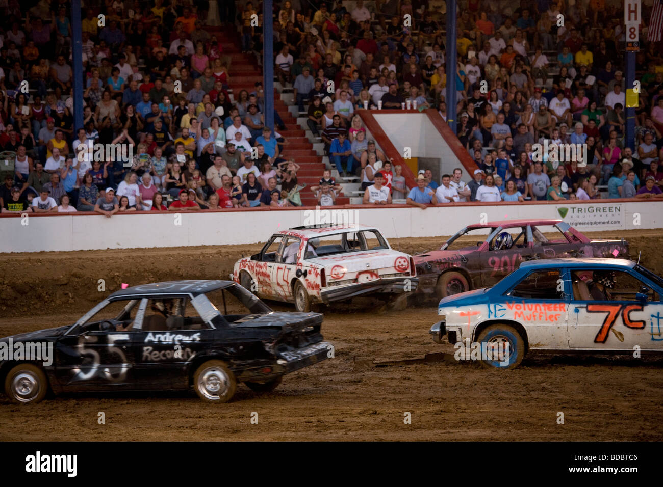 USATennesseeDemolition Derby im Putnam County Fair in Cookeville