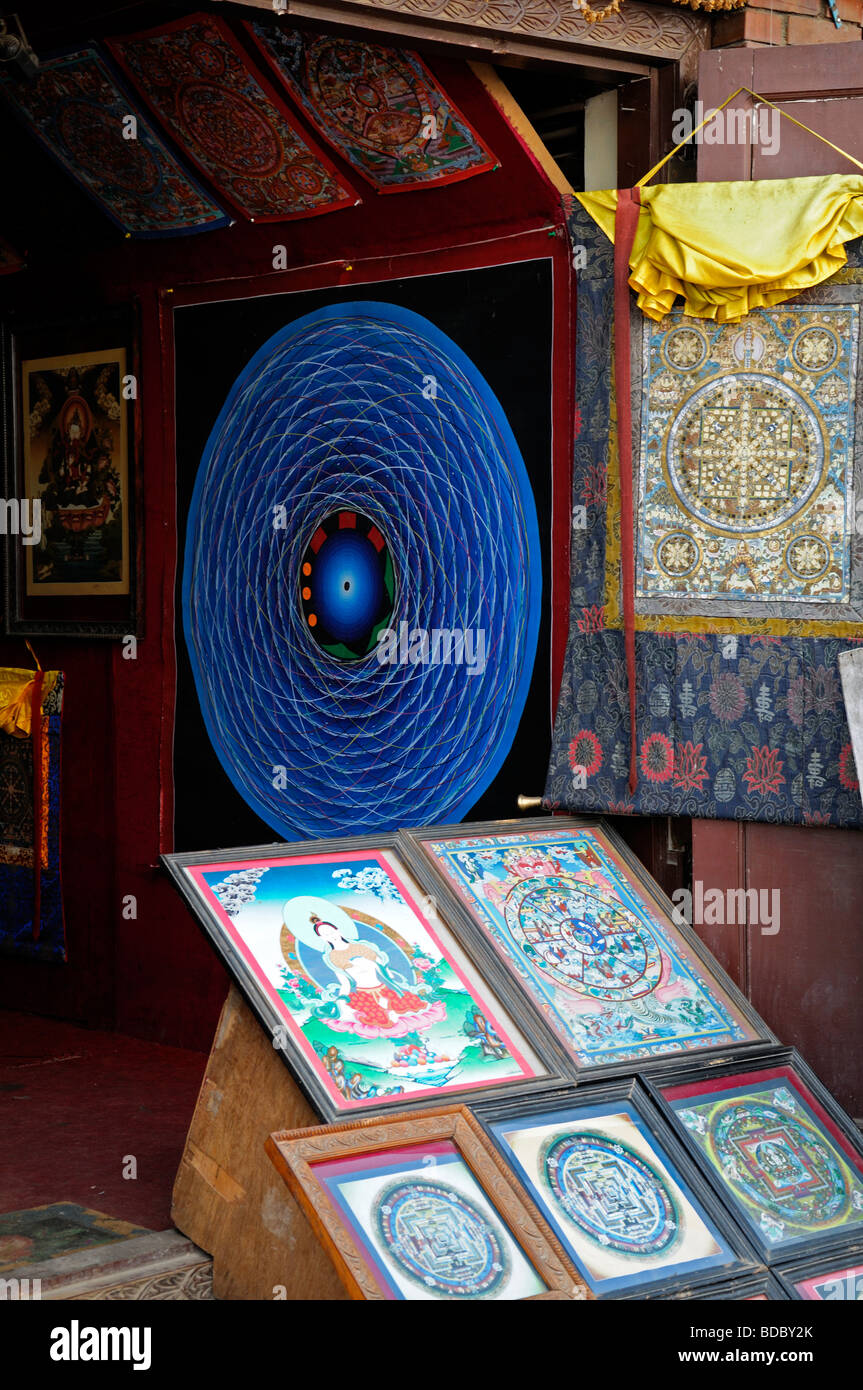 tibetische buddhistische Mandala-Verkauf auf dem Markt-Basar in der Nähe Boudhanath Tempel Schrein buddhistischer Tempel Stockfoto