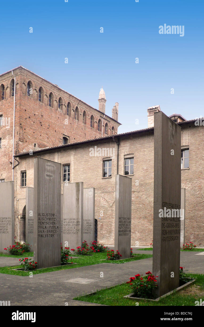 Das Museum-Denkmal für die Deportierten, Innenhof der Stele, Carpi (Modena, Italien) Stockfoto