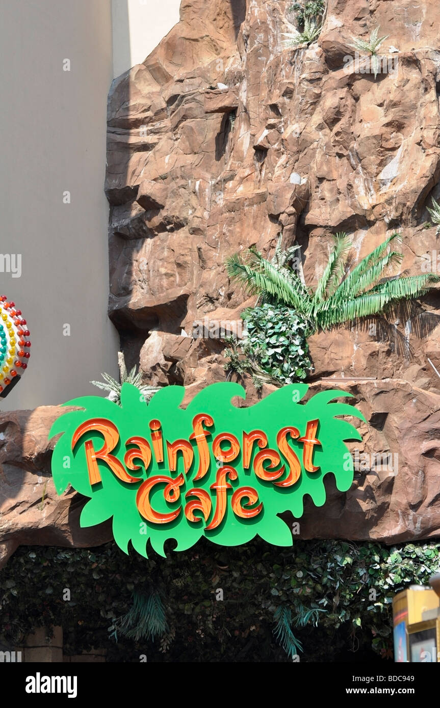 Rainforest Cafe - Attraktionen auf dem Clifton Hill, Niagara, Ontario Stockfoto