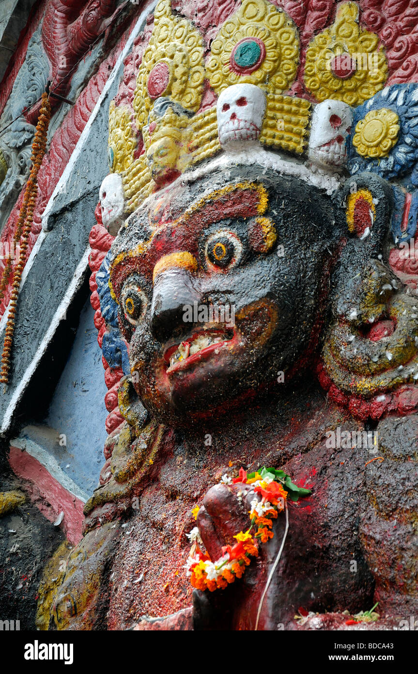 Schwarz Bhairab Statue beten bieten Anbetung Ritual Khal Bhairav Shiva