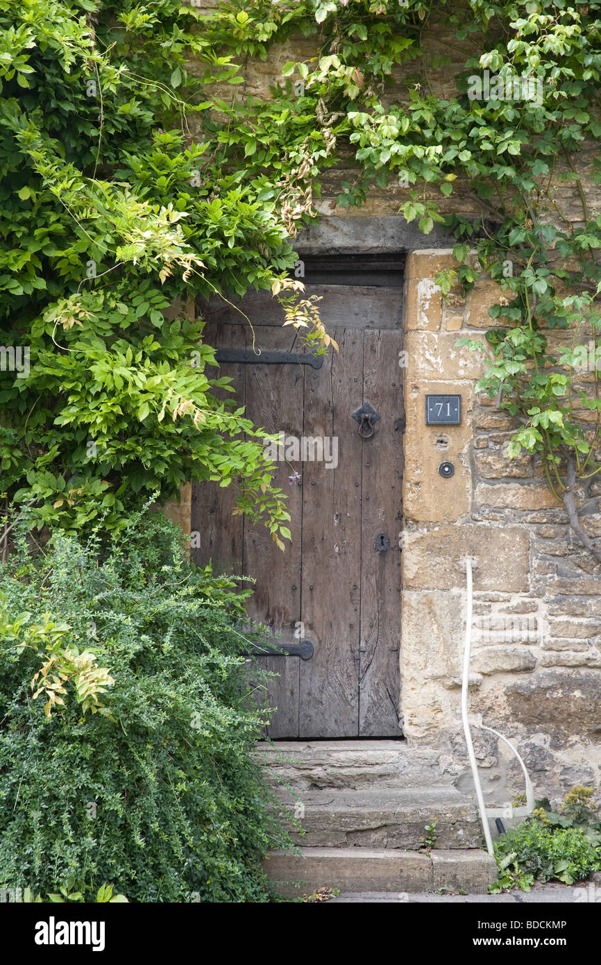 Teilweise ausgeblendet Tür in Corsham Wiltshire UK Stockfoto