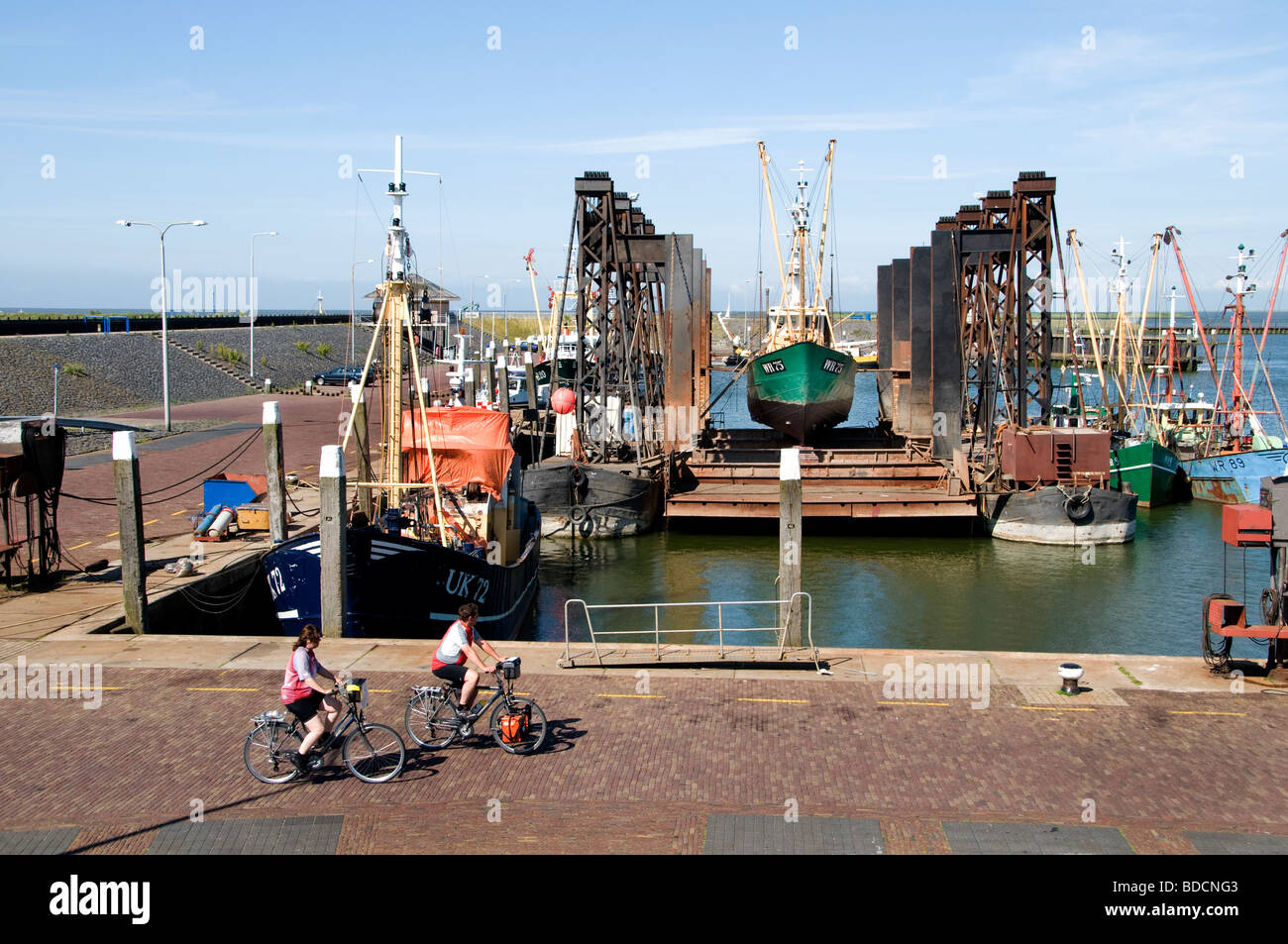 Den Oever Niederlande Fischtrawler schwimmenden Trockendock Werft Hafen Hafen Wadden Sea Wattenmeer Wad Stockfoto