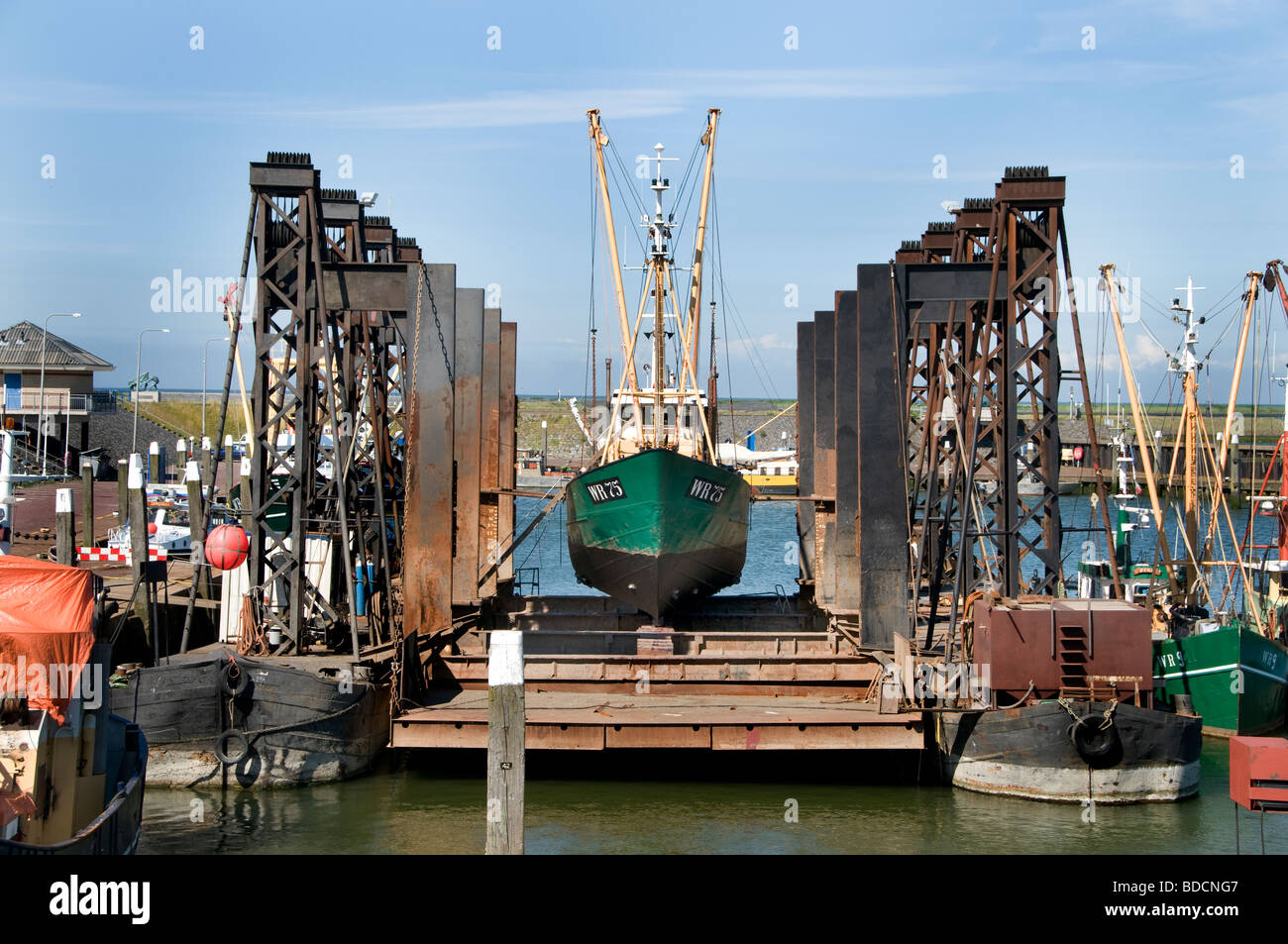 Oudeschild Texel Niederlande Fischtrawler schwimmenden Trockendock Werft Hafen Hafen Wadden Sea Wattenmeer Wad Stockfoto
