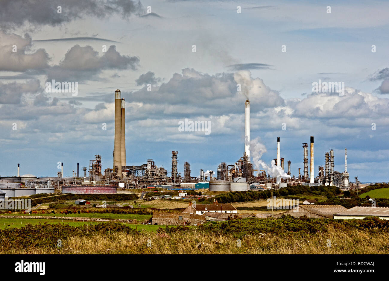 Chevron Oil Raffinerie Pembroke Dock Stockfoto