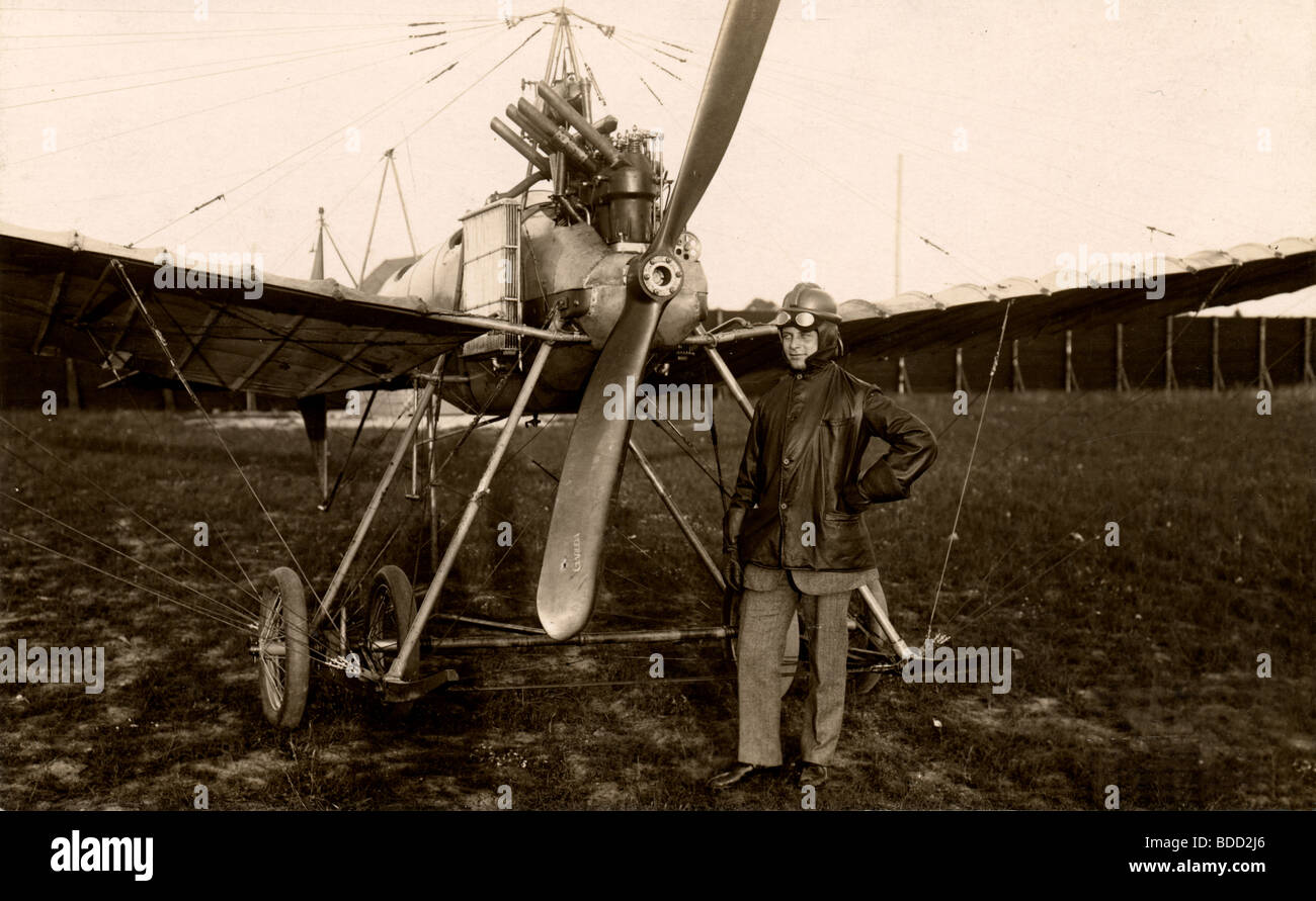 WWI-Pilot & Bullet vernarbt Flugzeuge Stockfoto