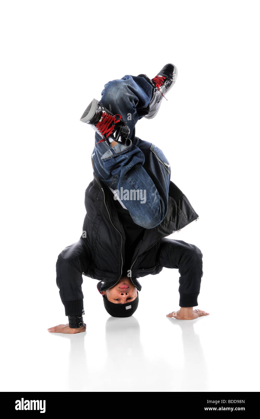 Afrikanische amerikanische Hip-Hop-Tänzer einen Kopf Stand durchführen Stockfoto