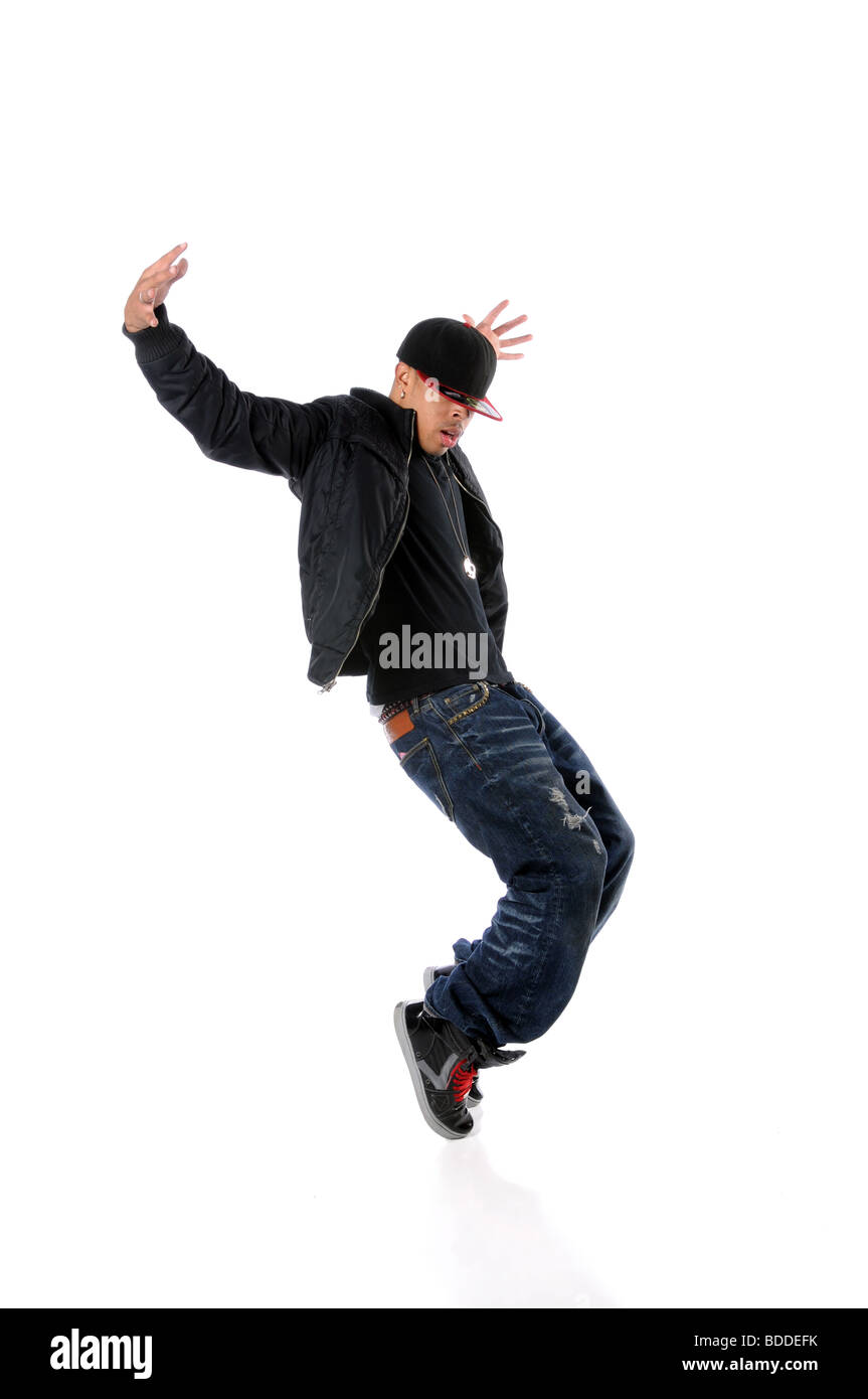 African American Breakdancer Durchführung isoliert auf weißem Hintergrund Stockfoto