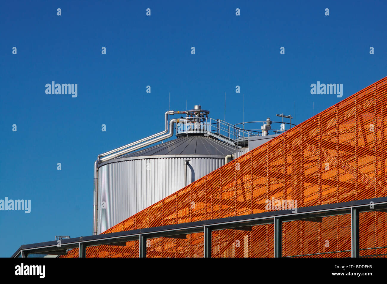 Gastanks für die Verarbeitung von Abfällen zu Pflanzen MVA Pfaffenau Stockfoto