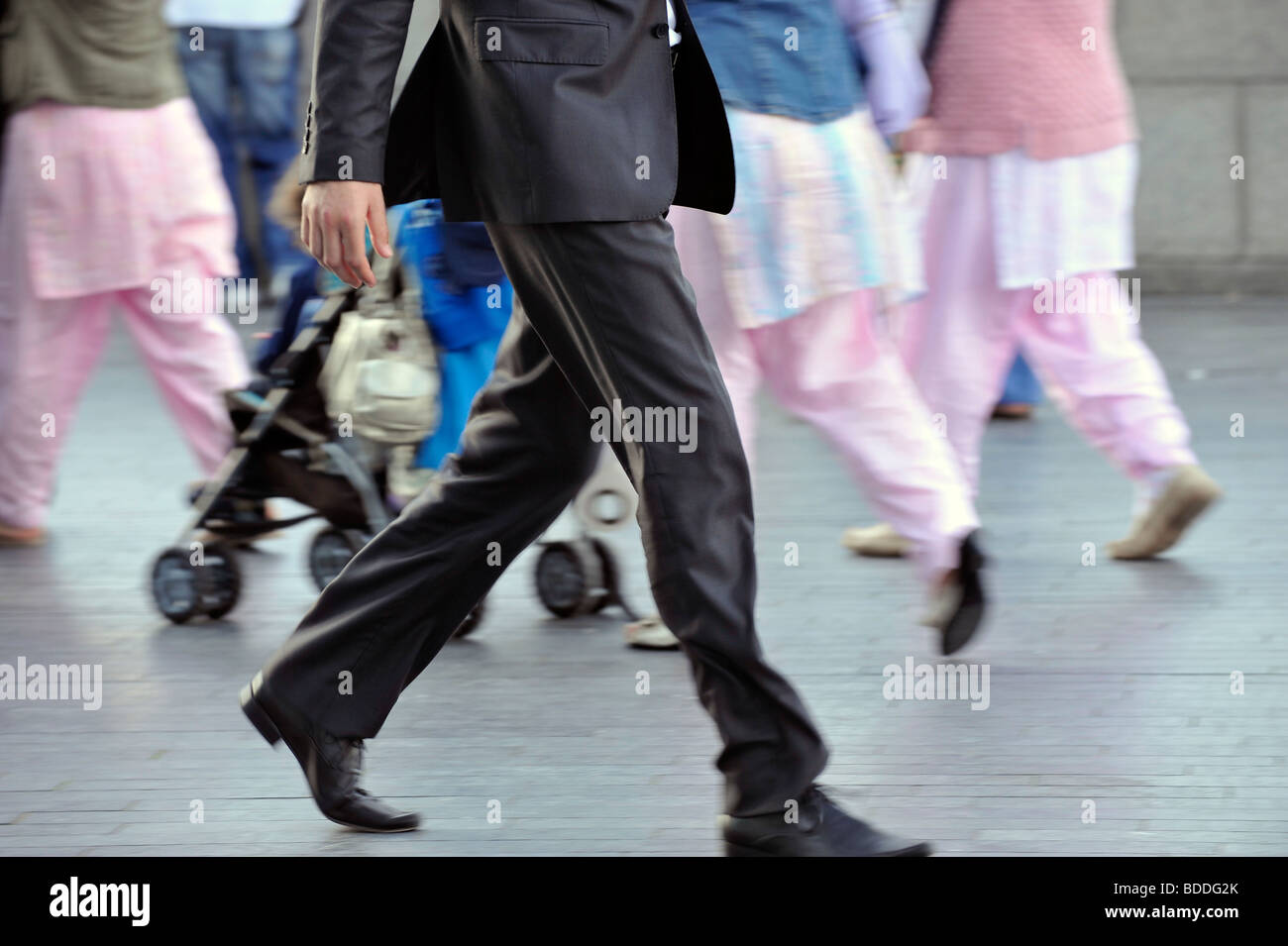 Menschen zu Fuß in London Stockfoto
