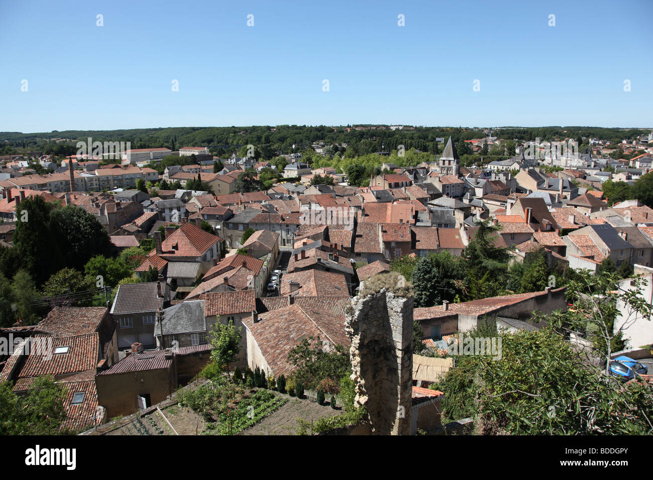 Eine Luftaufnahme von Chauvigny, Vienne, Poitou-Charentes, Frankreich. Stockfoto