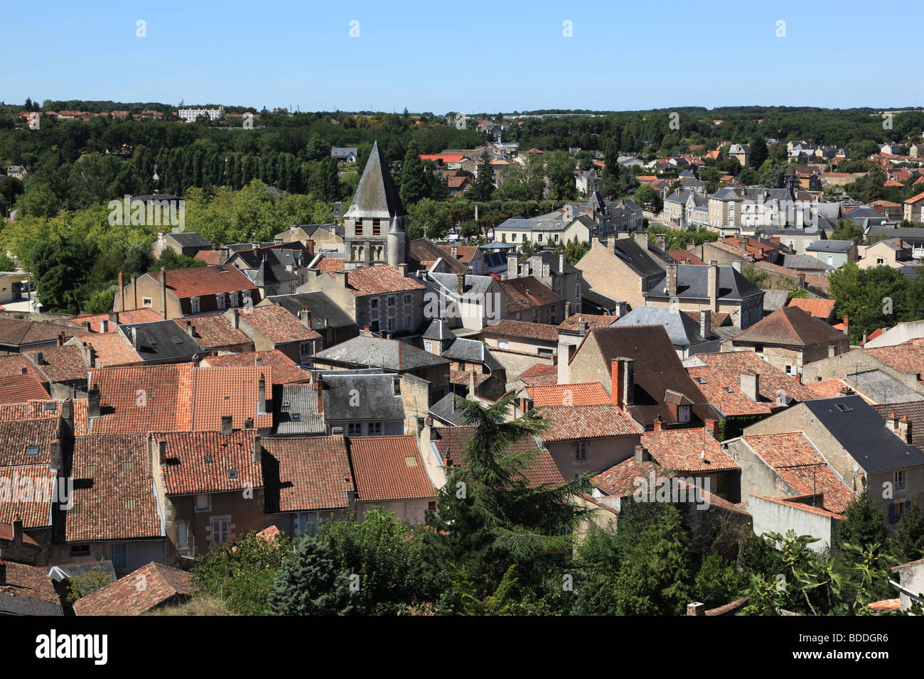 Eine Luftaufnahme von Chauvigny, Vienne, Poitou-Charentes, Frankreich. Stockfoto