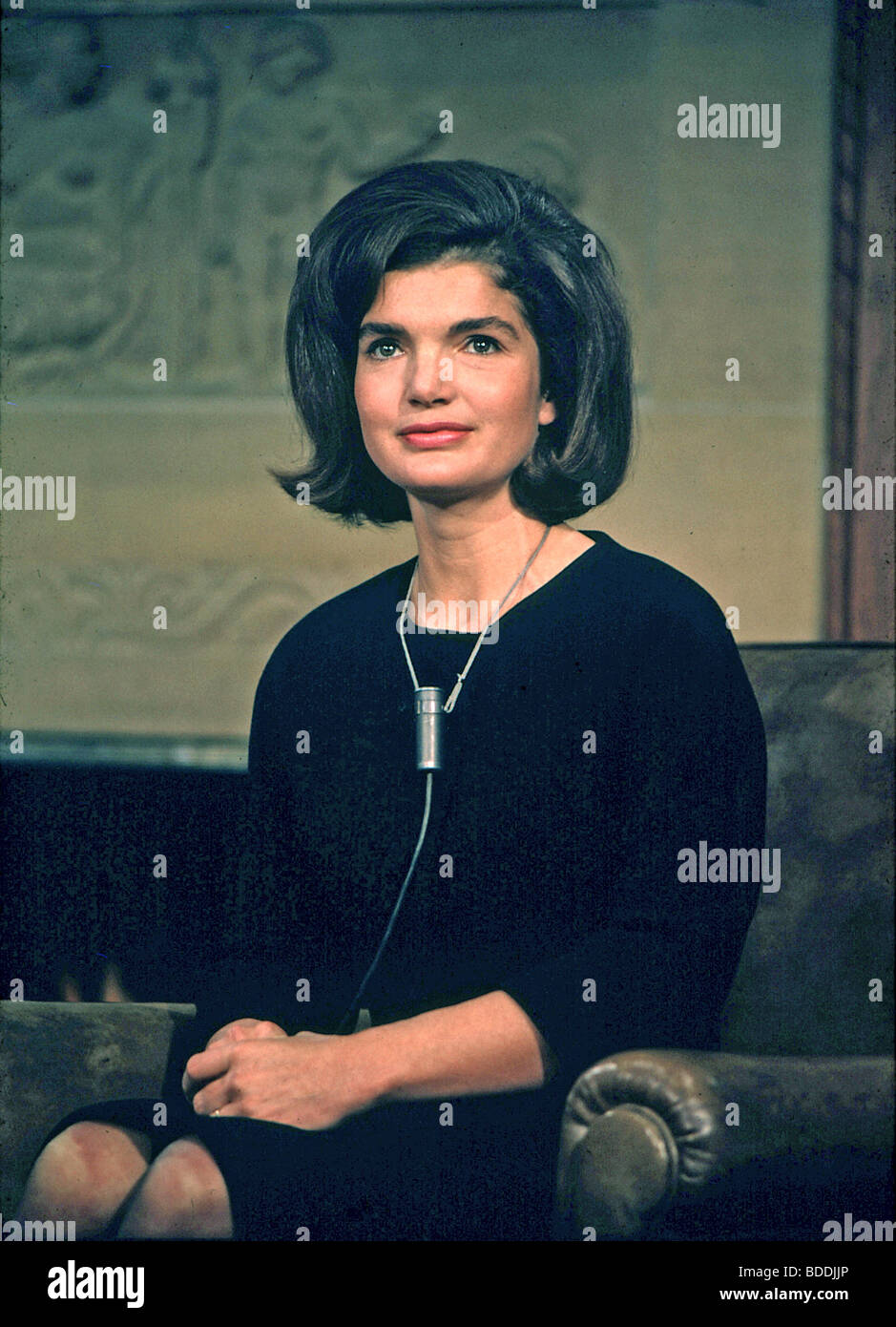 JACKIE KENNEDY als Ehefrau von US-Präsident Kennedy bereitet für ein interview Stockfoto