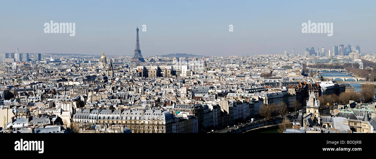 Luftaufnahme von Paris Skyline vom Dach von Notre Dame de Paris Stockfoto