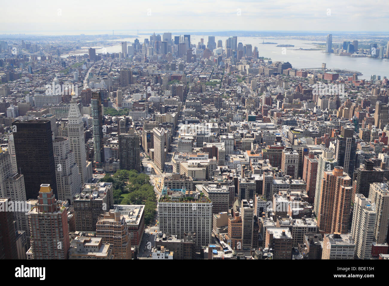 Skyline von New York vom Empire State Building Stockfoto