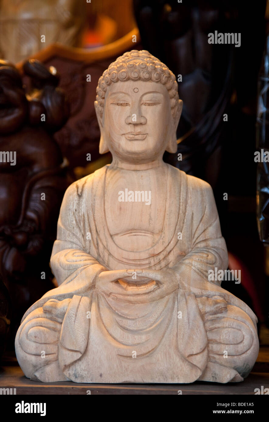 Hölzernes Schnitzen von Buddha Stockfoto