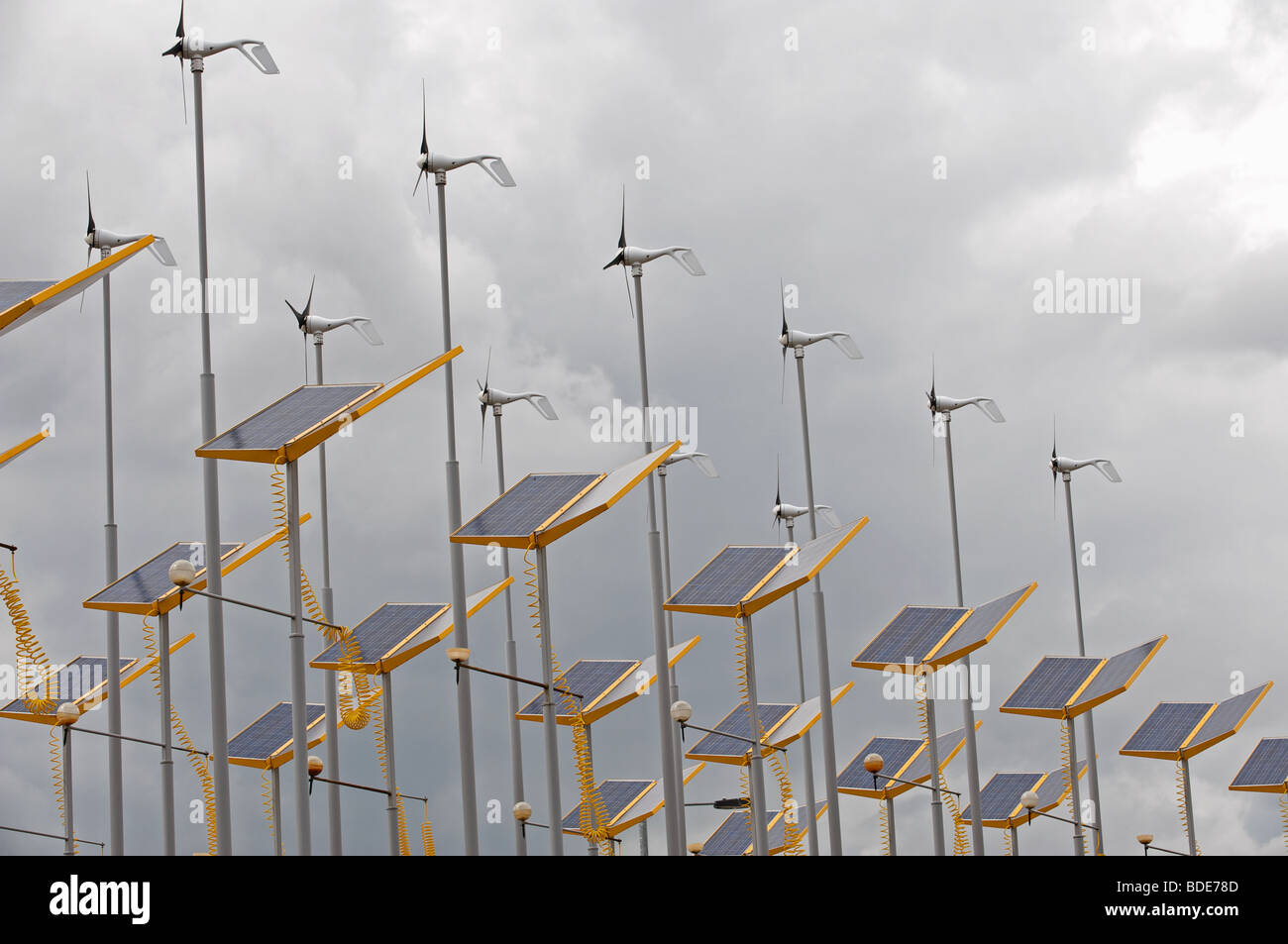 Mikro Wind- und Solaranlagen, Arc Architekturzentrum, Hull, UK. Stockfoto