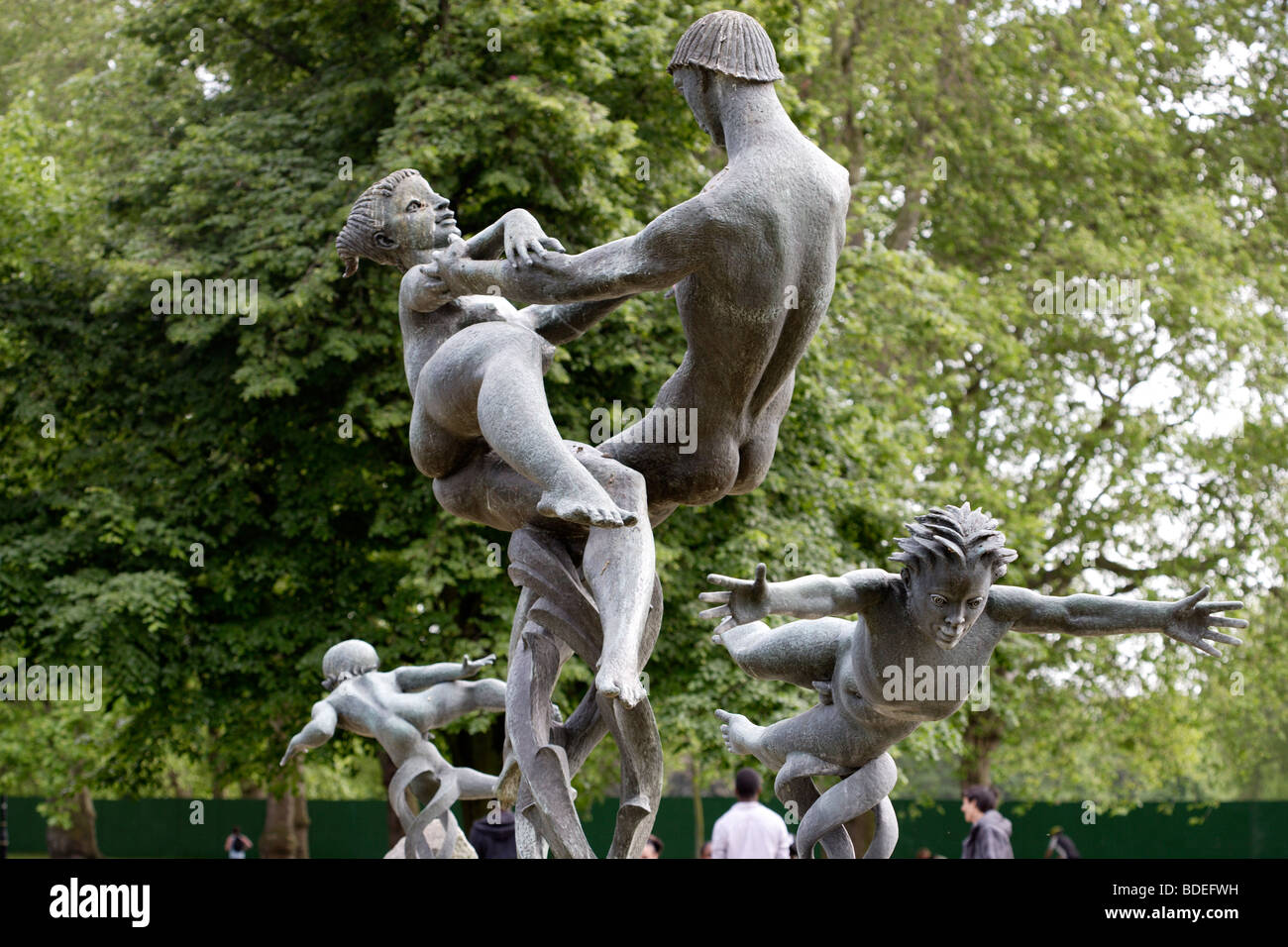 Tanzenden Figuren Skulptur im Hyde Park in London Stockfoto