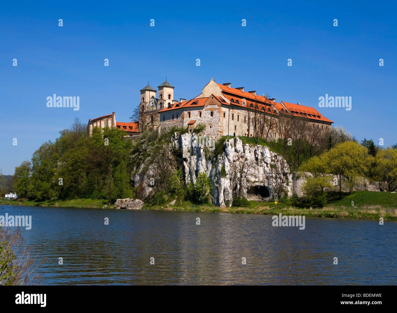 Monks 11 century Fotos und Bildmaterial in hoher Auflösung Alamy