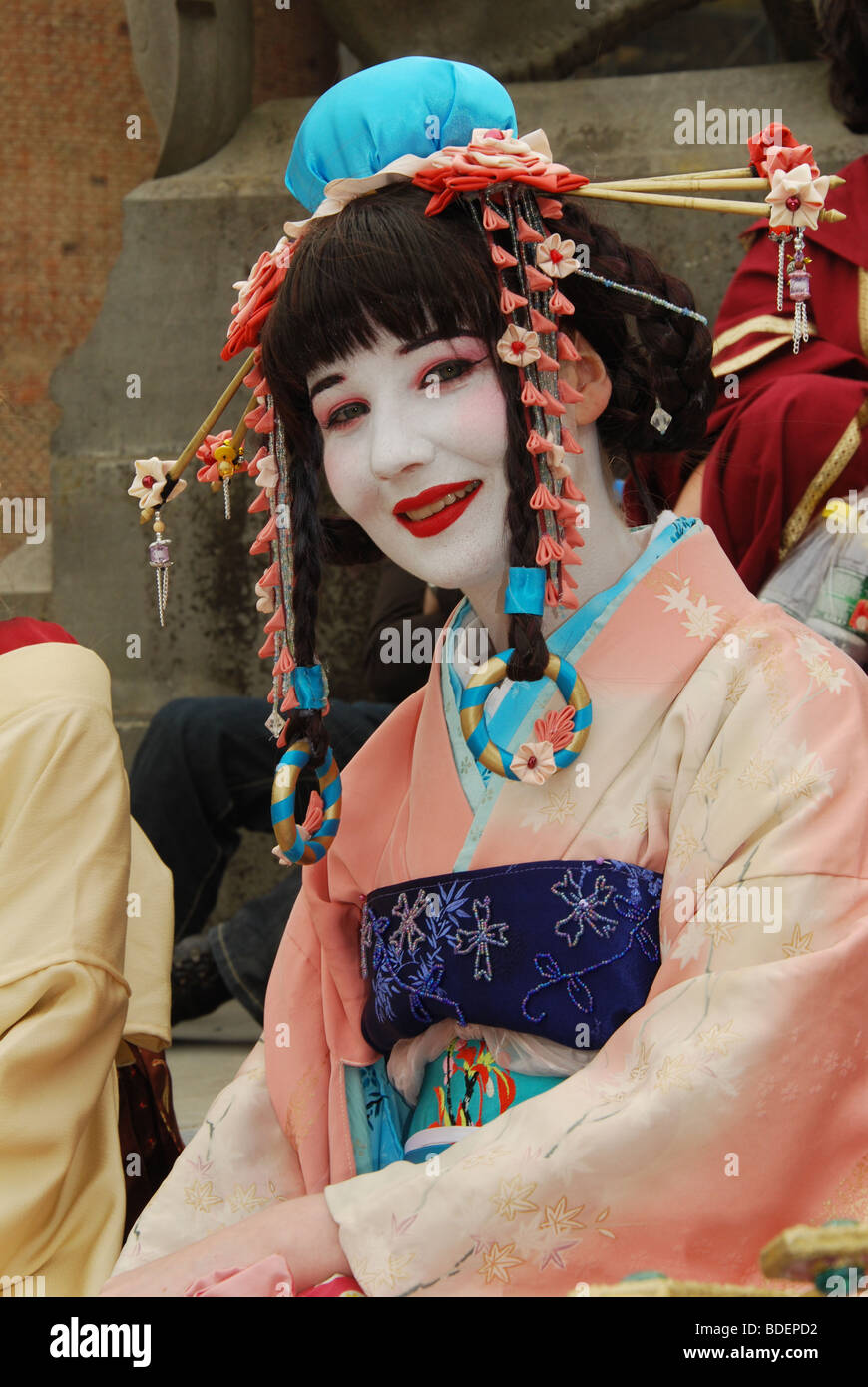 Geisha Frau an Elf Fantasy Fair Haarzuilens Niederlande Stockfoto